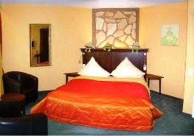 фото отеля Land-gut Hotel Hirsch Rothenberg