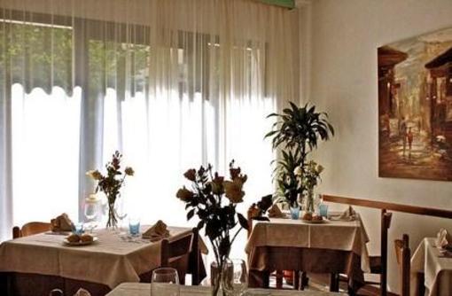 фото отеля Hotel Serenella