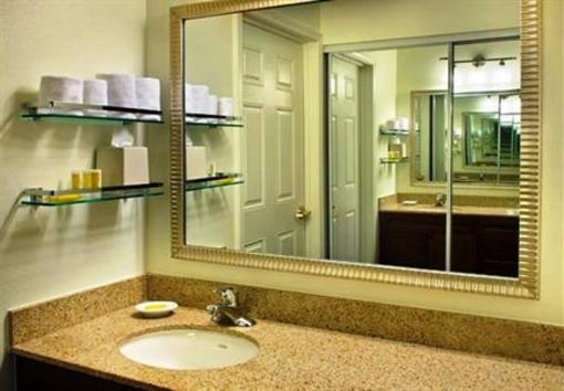 фото отеля Residence Inn Poughkeepsie