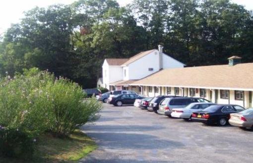 фото отеля Shore Hills Motel