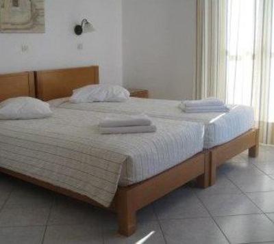 фото отеля Santorinifacile Villas