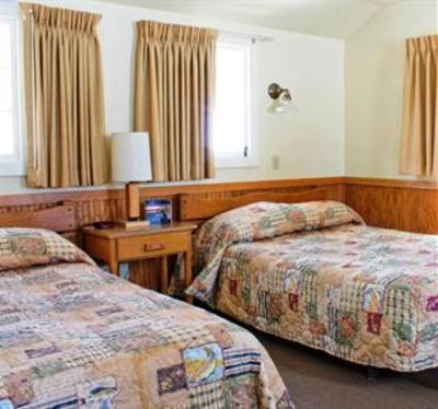 фото отеля Lake Yellowstone Hotel and Cabins