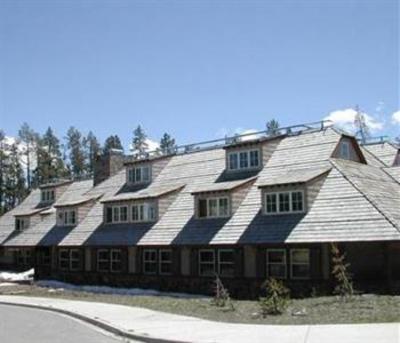 фото отеля Lake Yellowstone Hotel and Cabins