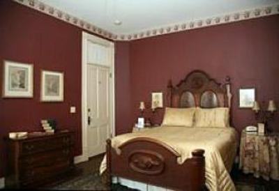 фото отеля Inn on the Creek Salado