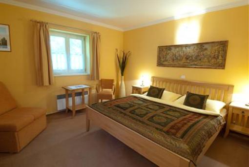 фото отеля Garni Hotel 1 Plavebni