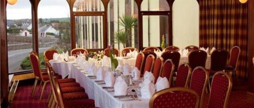 фото отеля Gold Coast Suites Dungarvan