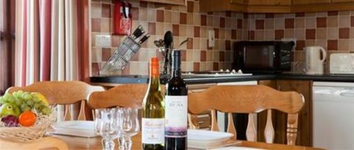 фото отеля Gold Coast Suites Dungarvan