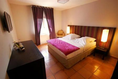 фото отеля Chateau L Hospitalet Narbonne