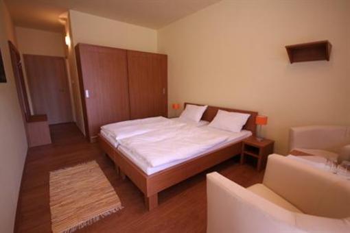фото отеля Relax Inn Soporna