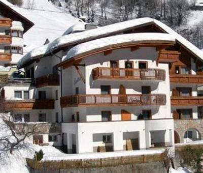 фото отеля Hotel Garni Central