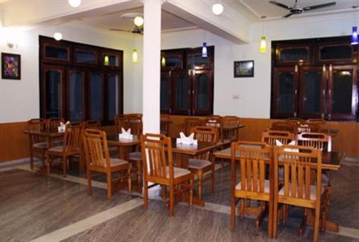 фото отеля Hotel Maya Regency