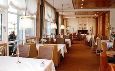 фото отеля Golfhotel & Restaurant Lindenhof