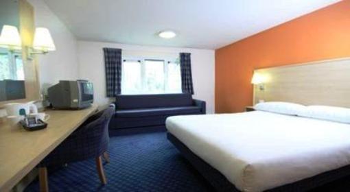 фото отеля Travelodge Hotel Fourwentways Abington (England)