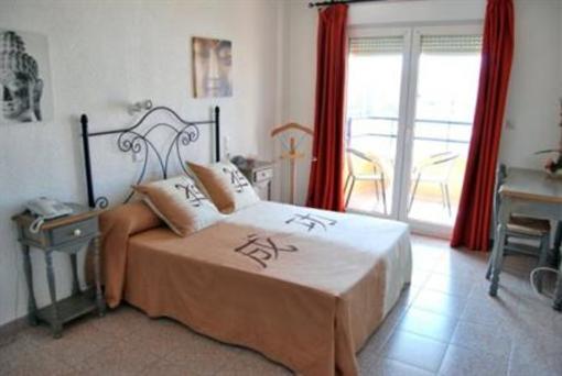 фото отеля Hostal Comercio Denia