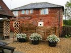 фото отеля Palace Farm Hostel Doddington Sittingbourne