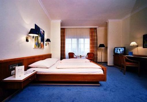 фото отеля Hotel Seehof Starnberg