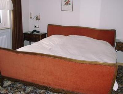 фото отеля Hotel Kölner Hof Blankenheim (North Rhine-Westphalia)