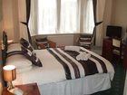 фото отеля Blue Shutters Guest House