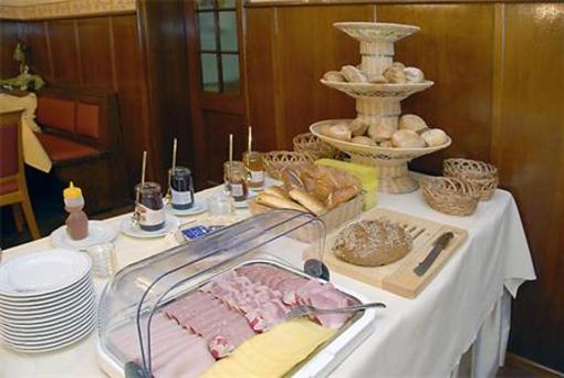 фото отеля Gasthaus zum Hirschen