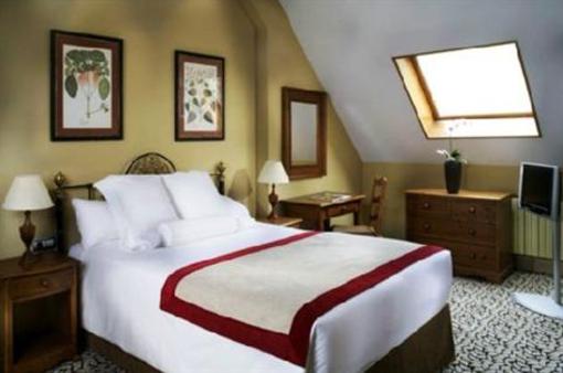 фото отеля Melia Blanheu Apartamentos