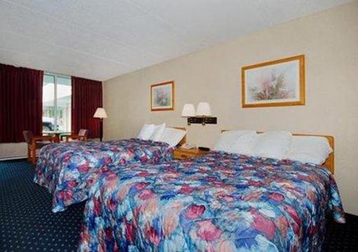фото отеля Econo Lodge Coliseum