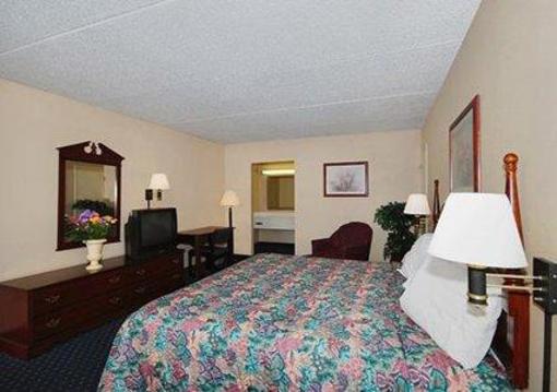 фото отеля Econo Lodge Coliseum