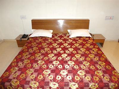 фото отеля Fiesta Hotel
