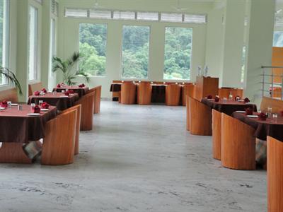 фото отеля Fiesta Hotel