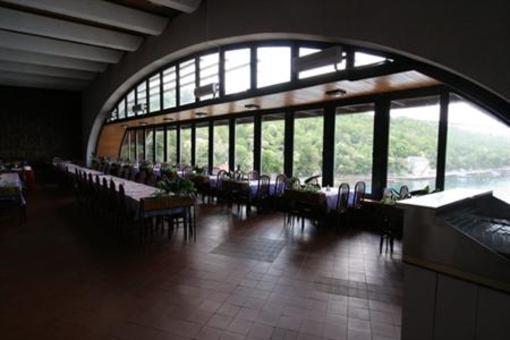 фото отеля Uvala Scott Hotel