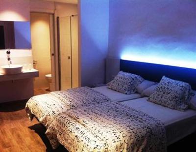 фото отеля Hostal Ribas