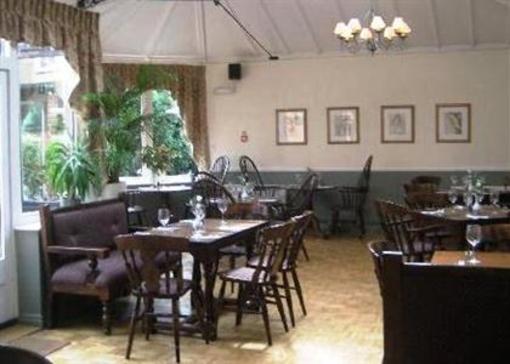 фото отеля The Bell Hotel Clare (England)