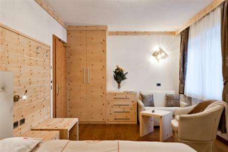 фото отеля Alpenhotel Panorama Mazzin