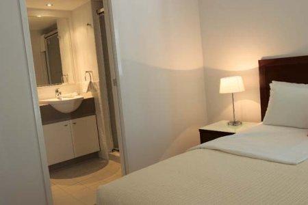 фото отеля Oaks Lexicon Apartment Hotel