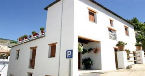фото отеля Apartamentos Turisticos Las Chimeneas