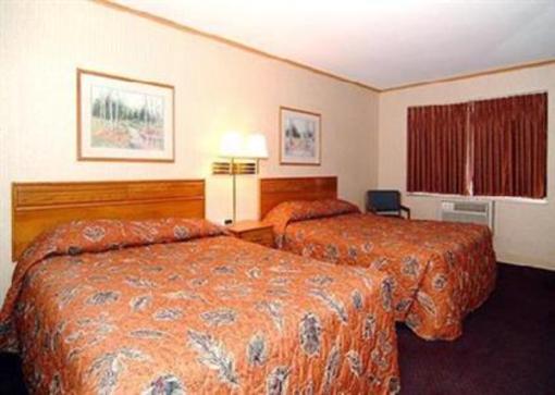 фото отеля Rodeway Inn Mt. Rushmore Area
