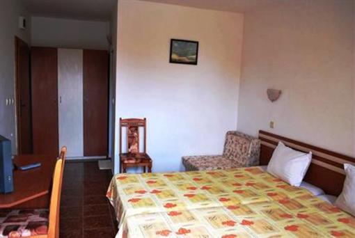 фото отеля Family Hotel Breza