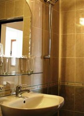 фото отеля Family Hotel Breza