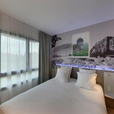 фото отеля Hotel LR La Rochelle