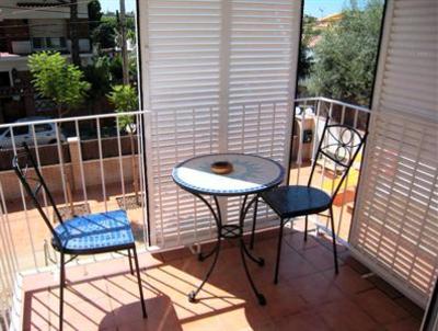 фото отеля Apartamentos Caru Castelldefels