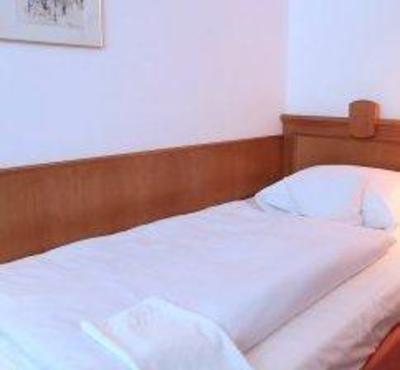фото отеля Chalet Hotel Gruning Bad Bevensen