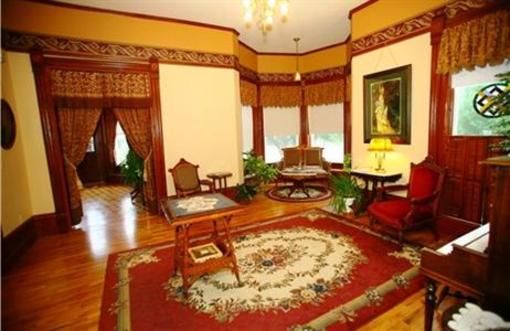 фото отеля Edgar Olin House Bed and Breakfast