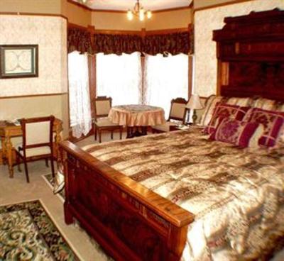 фото отеля Edgar Olin House Bed and Breakfast