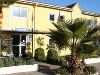 Hotel Revotel Salon-de-Provence