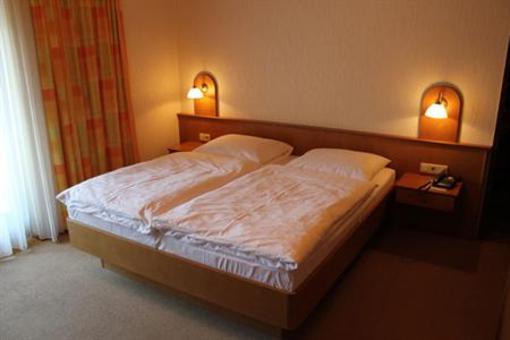 фото отеля Friedl Pension Innsbruck