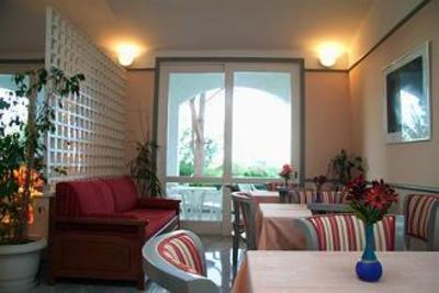 фото отеля Hotel Mantenia