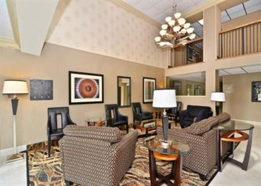 фото отеля Comfort Inn & Suites Alexandria