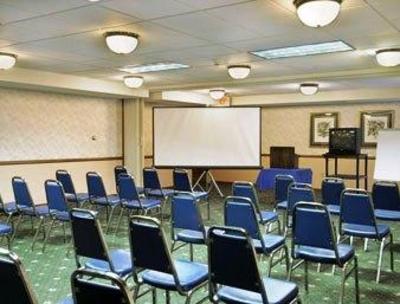 фото отеля Travelodge Iowa City