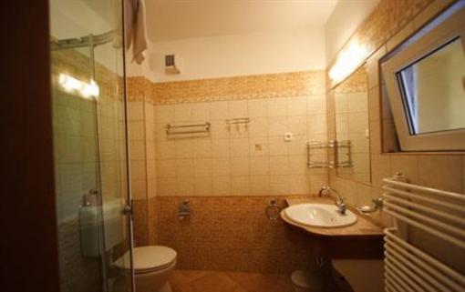 фото отеля Garda Apartman Hotel Heviz