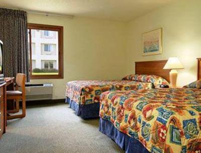 фото отеля Baymont Inn & Suites Green Bay