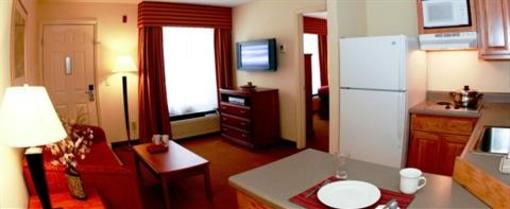 фото отеля Home-Towne Suites Auburn